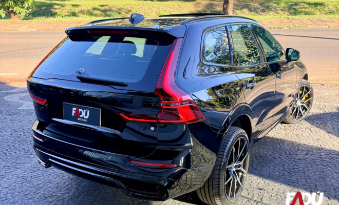 Volvo XC 60 T-8 Ultra Dark 2.0 AWD (Híbrido) 2026 Híbrido-10