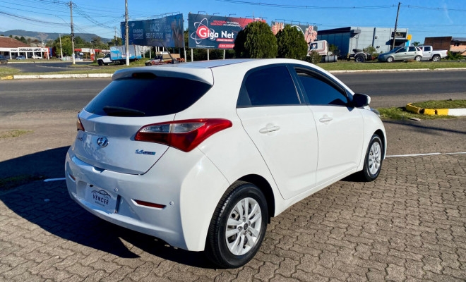 Hyundai HB20 Confort 1.6 Flex - 2014-1