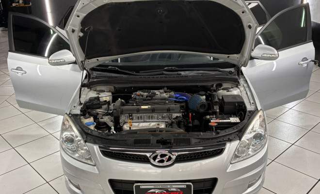 Hyundai i30 2.0 16V 145cv 5p Aut. 2010 Gasolina-12
