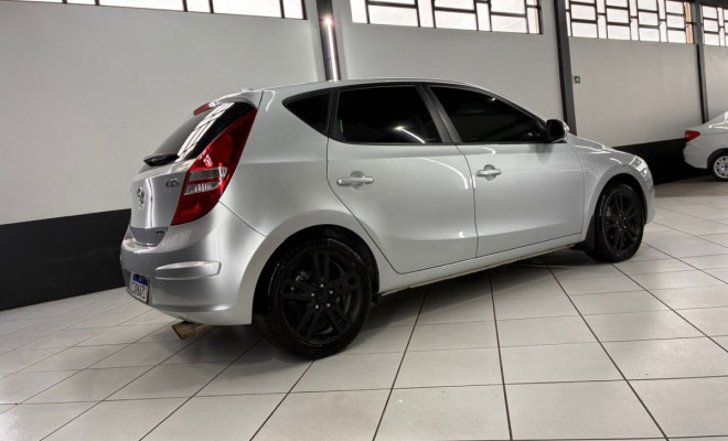 Hyundai i30 2.0 16V 145cv 5p Aut. 2010 Gasolina-1
