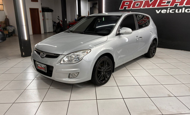 Hyundai i30 2.0 16V 145cv 5p Aut. 2010 Gasolina-6