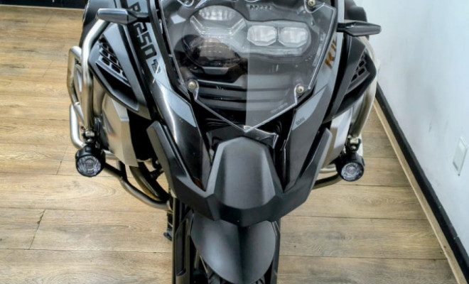 BMW R 1250 GS Adventure Premium Triple Black 2023 Gasolina-1