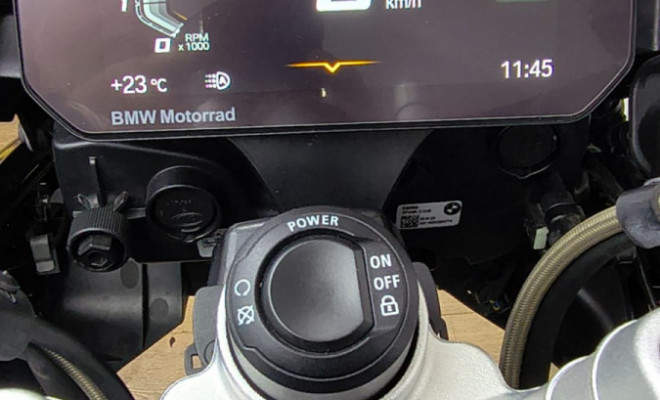 BMW R 1250 GS Adventure Premium Triple Black 2023 Gasolina-4