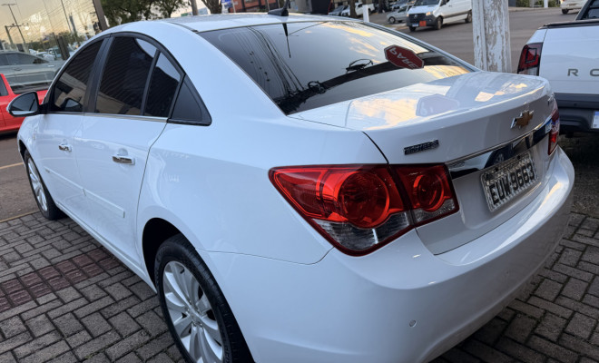 GM - Chevrolet CRUZE LTZ 1.8 16V FlexPower 4p Aut. 2013 Flex-3