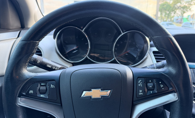 GM - Chevrolet CRUZE LTZ 1.8 16V FlexPower 4p Aut. 2013 Flex-8
