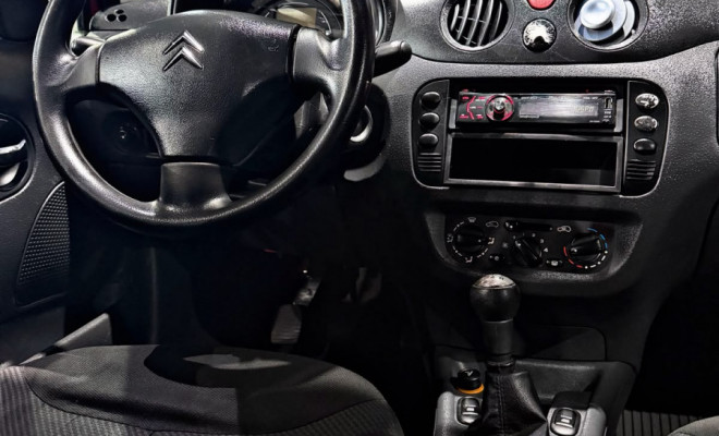 Citroën C3 GLX 1.4/ GLX Sonora 1.4 Flex 8V 5p 2011 Flex-3