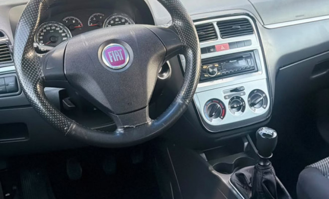 Fiat Punto  ELX 1.4 Fire Flex 8V 5p 2010 Flex-9