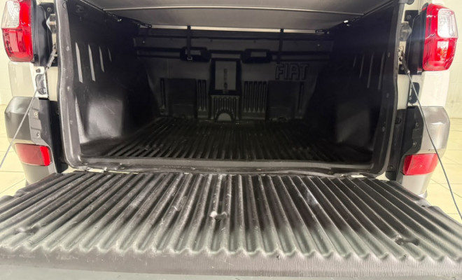 Fiat Strada Working 1.4 mpi Fire Flex 8V CD 2016-12