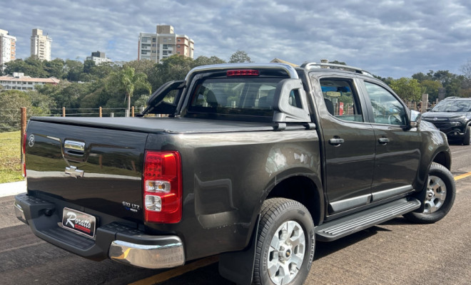 GM - Chevrolet S10 Pick-Up LTZ 2.4 F.Power 4x2 CD 2013 Flex-1