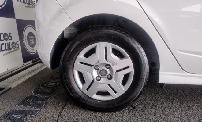 GM - Chevrolet ONIX HATCH Joy 1.0 8V Flex 5p Mec. 2019 Flex-6