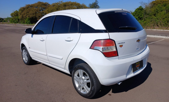 GM - Chevrolet AGILE LTZ 1.4 MPFI 8V FlexPower 5p 2011 Flex-2
