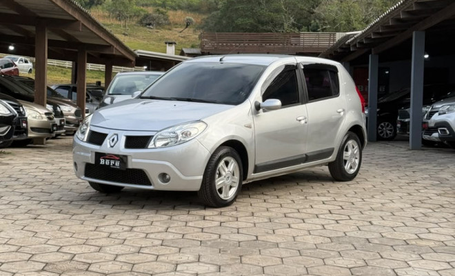Renault SANDERO Privilège Hi-Flex 1.6 16V 5p 2009 Flex
