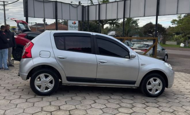 Renault SANDERO Privilège Hi-Flex 1.6 16V 5p 2009 Flex-1