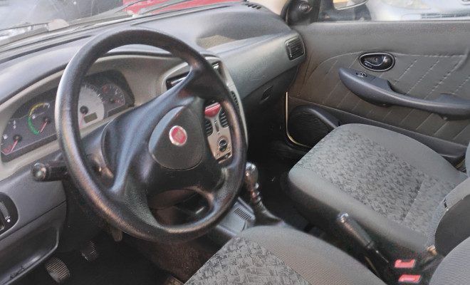 Fiat Palio ELX 1.0 Fire/30 Anos F. Flex 8V 4p 2010 Flex-3