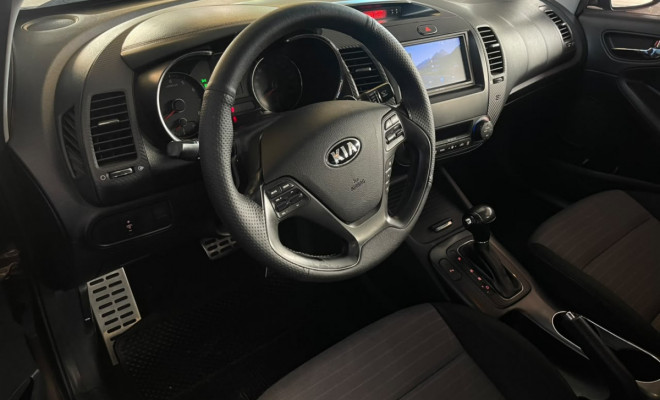 Kia Motors Cerato 1.6 16V  Flex  Aut. 2015 Flex