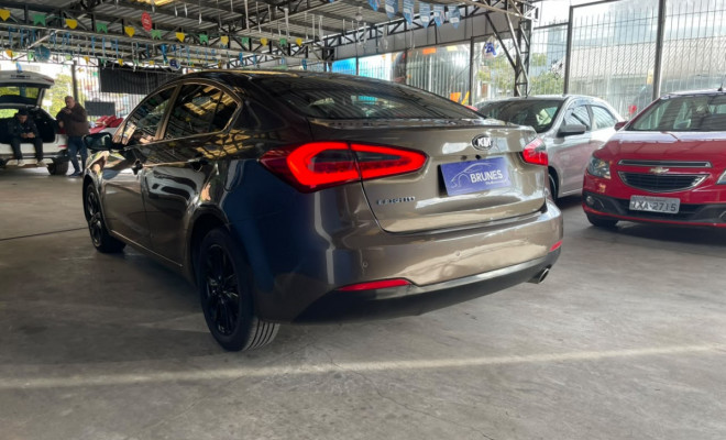 Kia Motors Cerato 1.6 16V  Flex  Aut. 2015 Flex-6