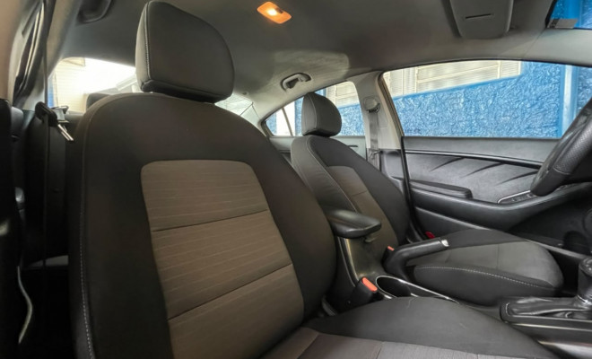 Kia Motors Cerato 1.6 16V  Flex  Aut. 2015 Flex-5