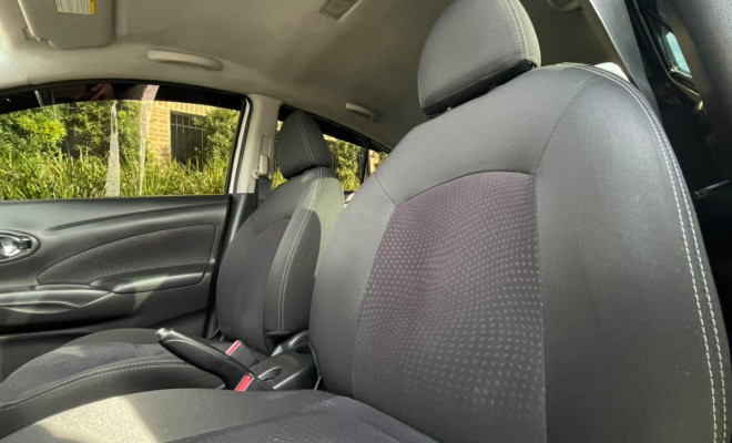 Nissan VERSA SV 1.6 16V FlexStart 4p Aut. 2019 Flex-4