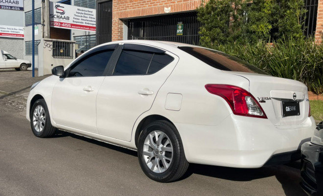 Nissan VERSA SV 1.6 16V FlexStart 4p Aut. 2019 Flex-6