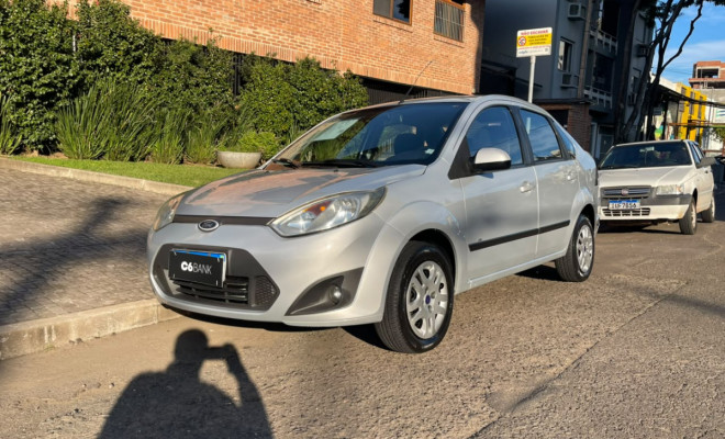 Ford Fiesta 1.6 16V Flex Mec. 5p 2014 Flex-0