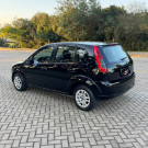Ford Fiesta SE 1.6 8V Flex 5p 2014 Flex-2