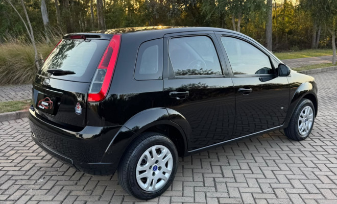 Ford Fiesta SE 1.6 8V Flex 5p 2014 Flex-4