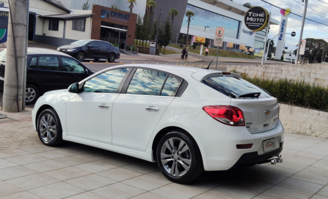 GM - Chevrolet CRUZE HB Sport LTZ 1.8 16V FlexP. 5p Aut 2015 Flex-2