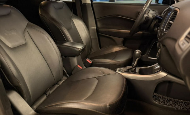 Jeep COMPASS LONGITUDE 2.0 4x4 Dies. 16V Aut. 2019 Flex-12