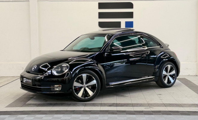 VW - VolksWagen Fusca 2.0 TSI 16V Aut. 2014 Gasolina