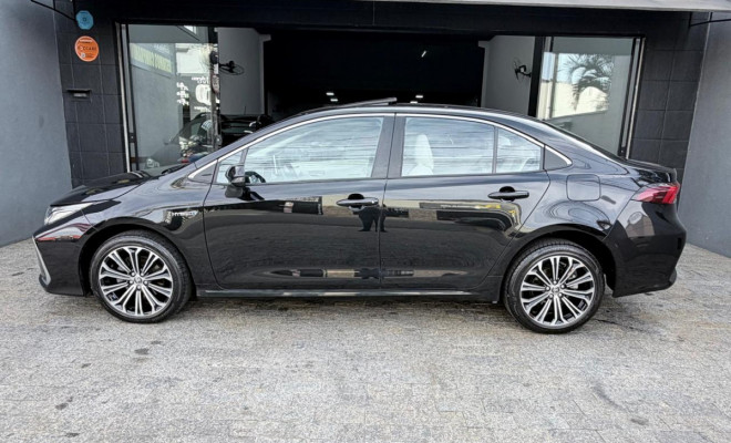 Toyota Corolla ALTIS/A.Premiu. 2.0 Flex 16V Aut 2023 Híbrido-6