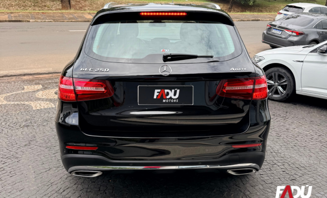 Mercedes-Benz GLC 250 Highway 4MATIC 2.0 TB Aut. 2019 Gasolina-7