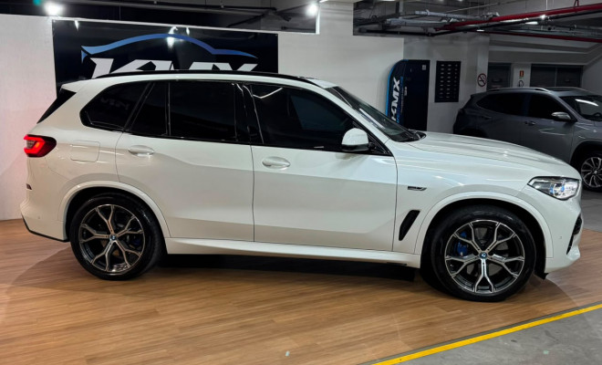 BMW X5 XDRIVE 45e 3.0 M.Sport  Aut. (Híb.) 2023 Híbrido-2