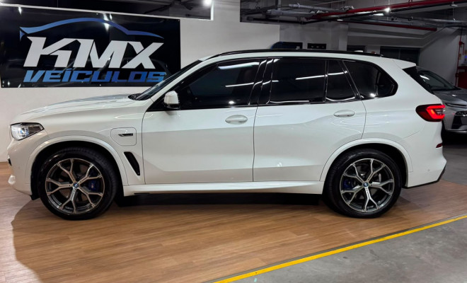 BMW X5 XDRIVE 45e 3.0 M.Sport  Aut. (Híb.) 2023 Híbrido-3