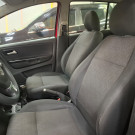 VW - VolksWagen Fox 1.6 Mi Total Flex 8V 5p 2013 Flex - COMPLETO-11