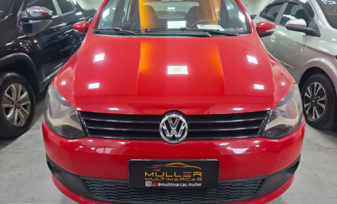 VW - VolksWagen Fox 1.6 Mi Total Flex 8V 5p 2013 Flex - COMPLETO-0