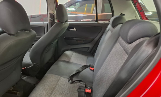 VW - VolksWagen Fox 1.6 Mi Total Flex 8V 5p 2013 Flex - COMPLETO-13