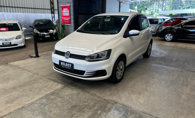 VW - VolksWagen Fox Trendline 1.0 Flex 8V 5p 2015 Flex