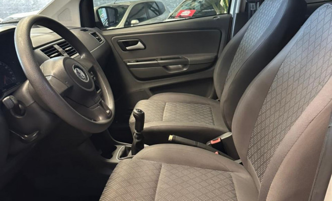 VW - VolksWagen Fox Trendline 1.0 Flex 8V 5p 2015 Flex-7