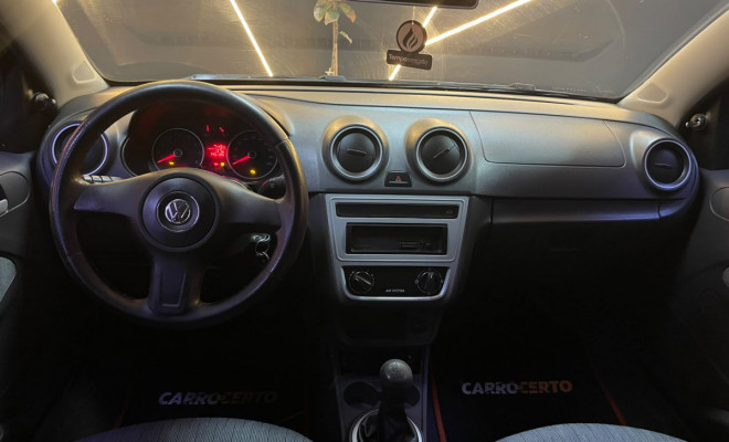 VW - VolksWagen Gol (novo) 1.0  2013 Flex  Basico   100% financiado-4