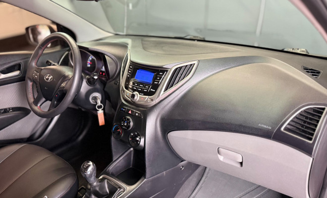 Hyundai HB20S Premium 1.6 Flex 16V Mec. 4p 2014 Flex-6