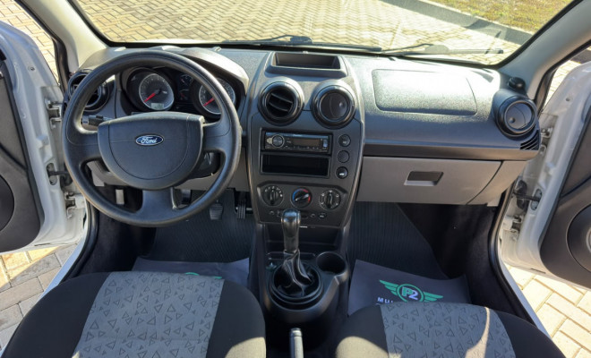 Ford Fiesta Sed. 1.6 8V Flex 4p 2011 Flex-4
