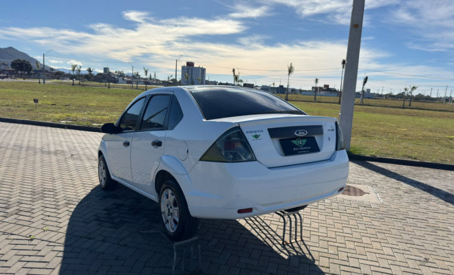 Ford Fiesta Sed. 1.6 8V Flex 4p 2011 Flex-3