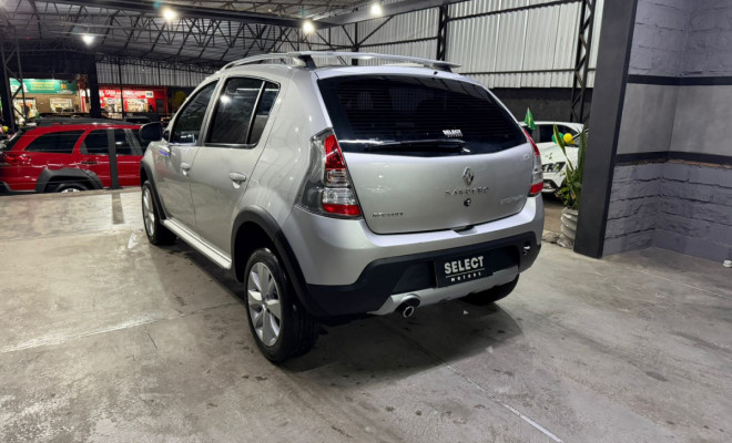 Renault SANDERO STEPWAY Hi-Flex 1.6 16V 5p Aut. 2013 Flex-2