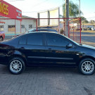 VW - VolksWagen Polo Sed./Sed. COMF. 2.0/2.0 Flex 8V 4p 2006 Flex-4