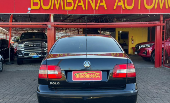 VW - VolksWagen Polo Sed./Sed. COMF. 2.0/2.0 Flex 8V 4p 2006 Flex-2