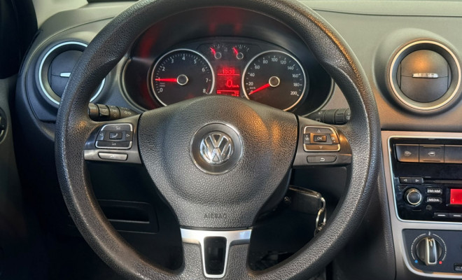 VW - VolksWagen VOYAGE 1.0/1.0 City Mi Total Flex 8V 4p 2014 Flex-4