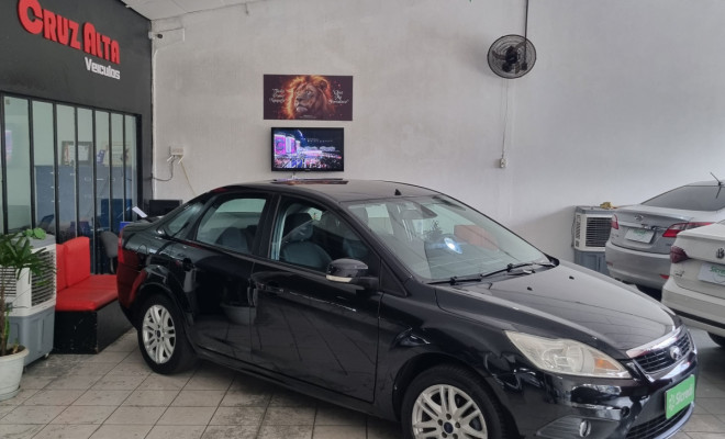 Ford Focus Sedan 2.0 16V/2.0 16V Flex 4p Aut. 2012 Flex-1