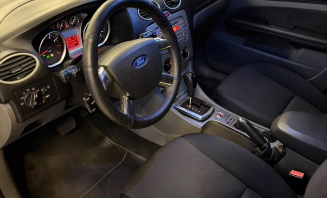 Ford Focus Sedan 2.0 16V/2.0 16V Flex 4p Aut. 2012 Flex-10