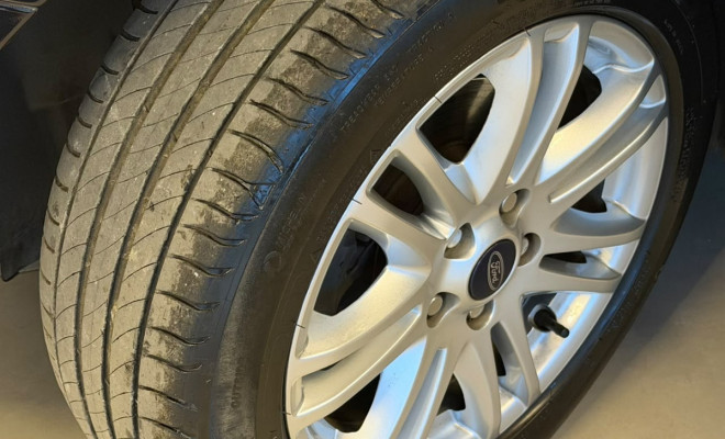 Ford Focus Sedan 2.0 16V/2.0 16V Flex 4p Aut. 2012 Flex-16