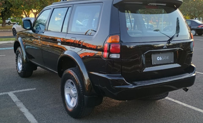 Mitsubishi Pajero Sport 3.0 4x2 V6 Mec./Aut. 2001 Gasolina-0